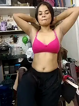 Cherry Bommm online show from June 28, 2026, 4:35 pm