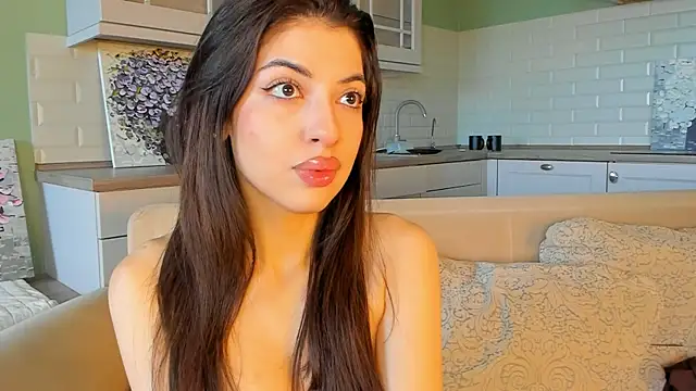 SwiiityKiss online show from June 30, 2026, 8:25 am
