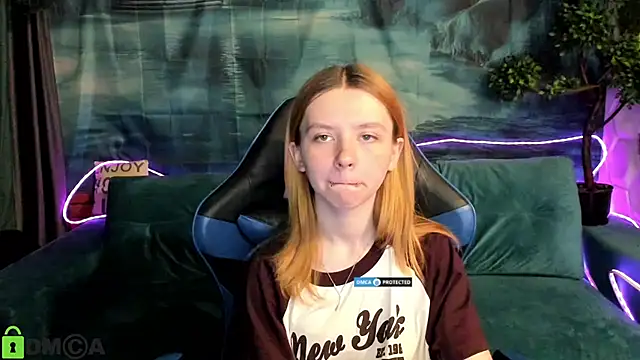 CarolInWonderland online show from July 1, 2026, 6:58 am