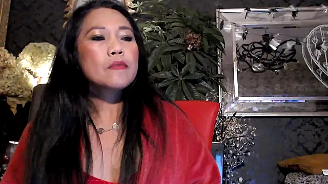 Snapshot of Hornygirltheone chatting on October 31, 2025, 12:40 am Hornygirltheone online show from October 31, 2025, 12:40 am