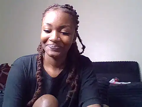 Snapshot of Lill_Miss chatting on July 4, 2026, 11:05 am Lill Miss online show from July 4, 2026, 11:05 am