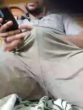 Snapshot of Sweetycpls chatting on August 5, 2026, 3:28 pm Sweetycpls online show from August 5, 2026, 3:28 pm