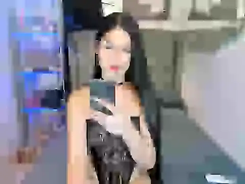 Snapshot of Lisa_empress chatting on July 2, 2026, 4:35 pm Lisa empress online show from July 2, 2026, 4:35 pm