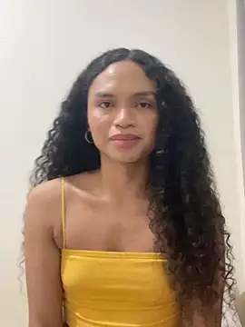 Snapshot of AnaAngel_ chatting on June 9, 2026, 12:55 am AnaAngel online show from June 9, 2026, 12:55 am
