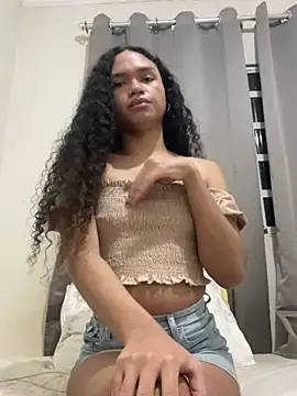 Snapshot of AnaAngel_ chatting on June 15, 2026, 1:50 am AnaAngel online show from June 15, 2026, 1:50 am