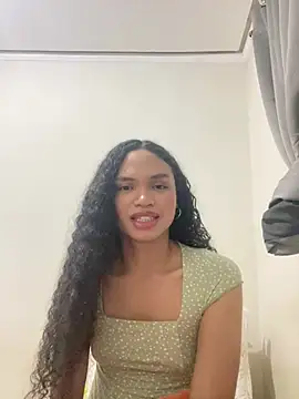 Snapshot of AnaAngel_ chatting on June 12, 2026, 1:36 am AnaAngel online show from June 12, 2026, 1:36 am