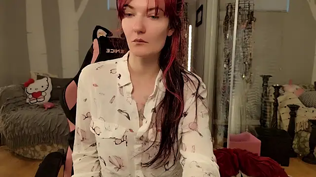 youngmilfBlossom online show from June 16, 2026, 5:35 pm