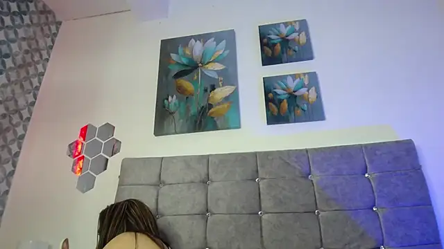 lilith luxx online show from July 14, 2026, 10:21 am