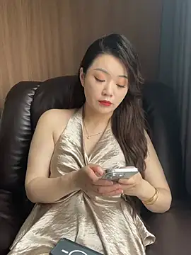 Snapshot of chuchu38677 chatting on June 7, 2026, 3:45 am chuchu38677 online show from June 7, 2026, 3:45 am