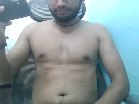 karthik1101 online show from June 6, 2026, 9:31 pm