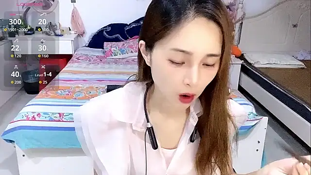 miaomiao-99 online show from June 15, 2026, 4:23 am
