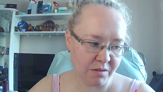 Viola27 online show from July 6, 2026, 8:43 am