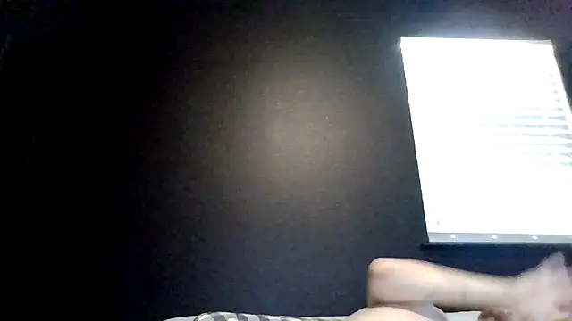 Snapshot of Mikecloudyhawk chatting on July 1, 2026, 8:09 pm Mikecloudyhawk online show from July 1, 2026, 8:09 pm