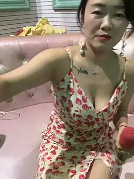 mollymm online show from July 16, 2026, 11:40 am