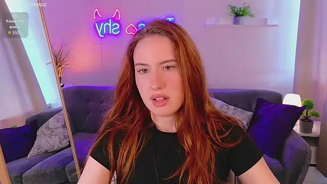 ChloeAster online show from June 14, 2026, 1:34 pm