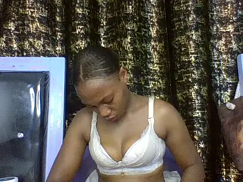 Lovey daisy15 online show from June 28, 2026, 1:45 am