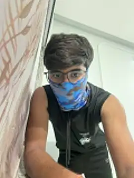 dreamy boy online show from June 11, 2026, 7:00 pm