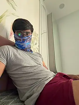 dreamy boy online show from June 10, 2026, 4:03 am