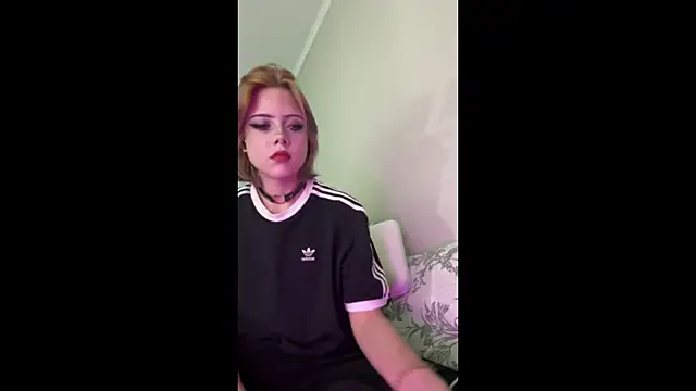 Pamela  Norris online show from June 11, 2026, 4:48 pm