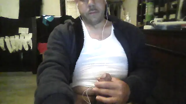 Snapshot of toosexy4myshirt chatting on July 10, 2026, 7:41 am toosexy4myshirt online show from July 10, 2026, 7:41 am