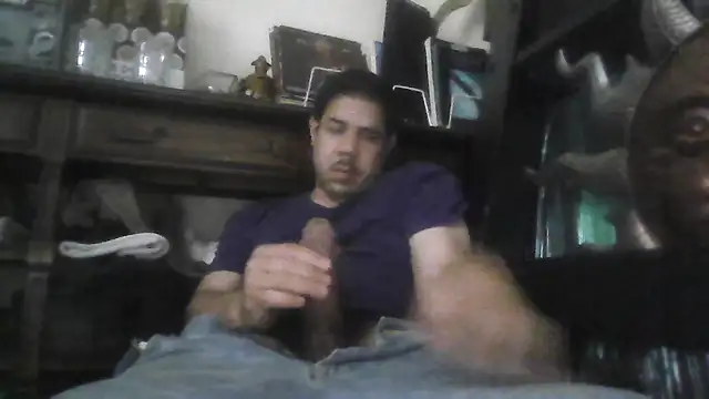 Snapshot of toosexy4myshirt chatting on July 1, 2026, 11:38 pm toosexy4myshirt online show from July 1, 2026, 11:38 pm