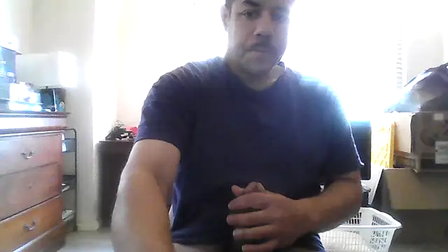 Snapshot of toosexy4myshirt chatting on July 18, 2026, 11:41 am toosexy4myshirt online show from July 18, 2026, 11:41 am