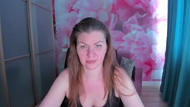 LunaKissesx online show from June 14, 2026, 11:22 am