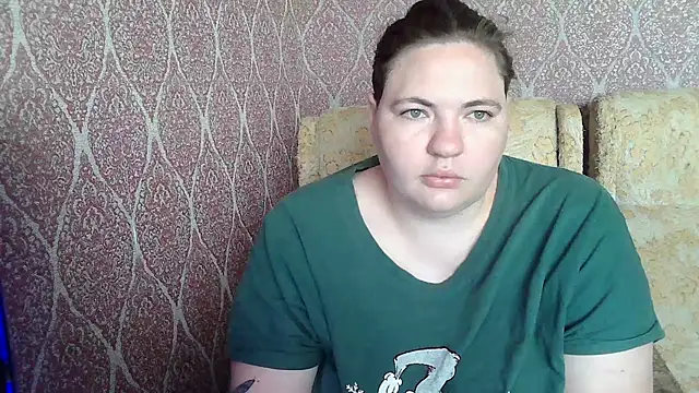 TiaMason online show from July 6, 2026, 6:42 am