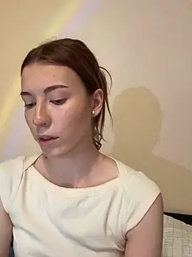 Snapshot of AlisaRussel chatting on July 23, 2026, 5:20 pm AlisaRussel online show from July 23, 2026, 5:20 pm