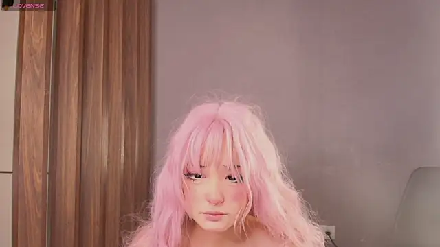 mimi cutee online show from June 14, 2026, 3:52 am