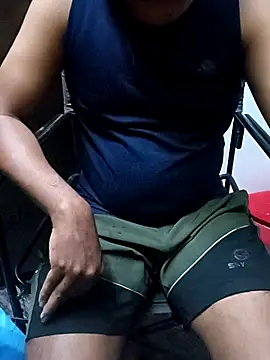 Lawrencedlkk007 online show from February 12, 2026, 12:27 pm