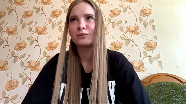 Snapshot of ArethaSchlauch chatting on June 10, 2026, 2:29 pm ArethaSchlauch online show from June 10, 2026, 2:29 pm