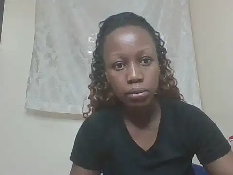 Snapshot of Sweet-cherrry chatting on July 19, 2026, 10:01 am Sweet-cherrry online show from July 19, 2026, 10:01 am