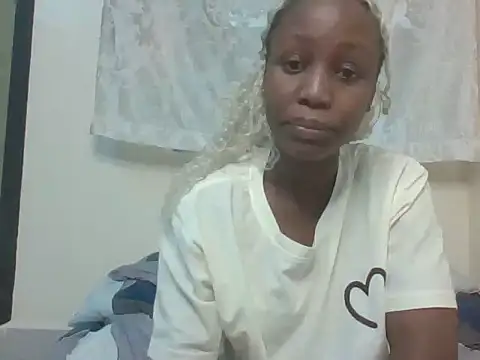 Snapshot of Sweet-cherrry chatting on June 29, 2026, 10:15 am Sweet-cherrry online show from June 29, 2026, 10:15 am