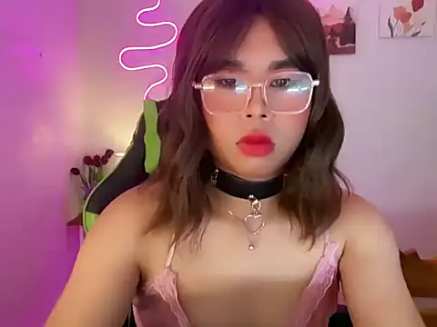 Horny HoneyX online show from June 13, 2026, 11:02 pm