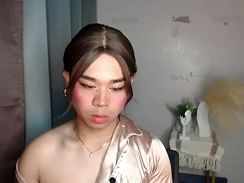 Horny HoneyX online show from June 15, 2026, 9:25 pm