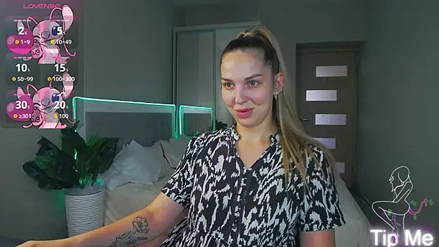 babbyalexandra online show from June 13, 2026, 12:58 pm