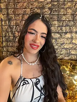ArianaBlum online show from July 5, 2026, 2:35 pm