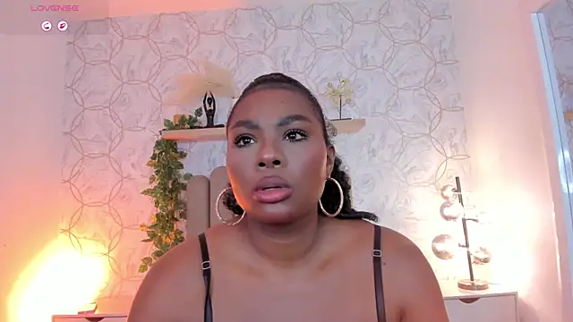 huge boobs ebony  online show from July 10, 2026, 7:14 pm
