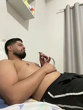 mineirinho3120 online show from June 28, 2026, 1:23 am