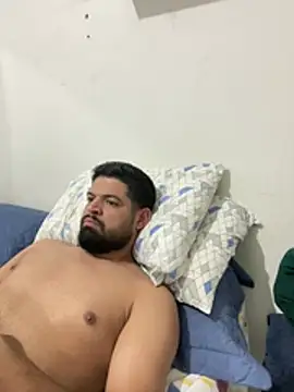 mineirinho3120 online show from July 8, 2026, 12:13 am