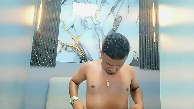 MAICOL TORNER online show from June 10, 2026, 5:41 am
