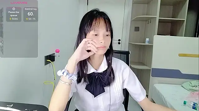 xiaoyu-22 online show from June 11, 2026, 1:27 am
