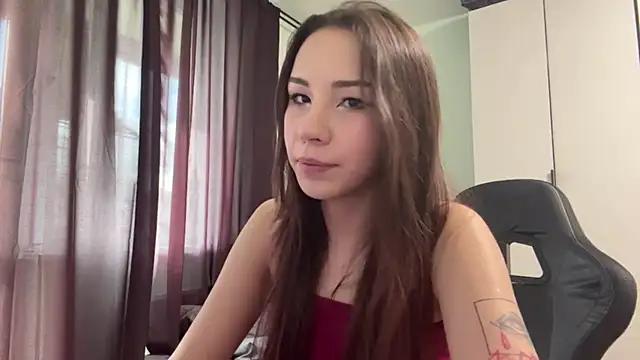 HotGirlMilla online show from August 7, 2026, 2:12 pm