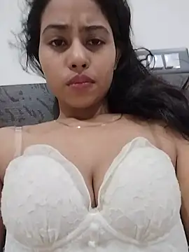 Nikitahot83 online show from June 12, 2026, 3:43 pm