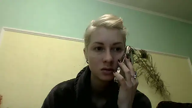 AmberandBlond online show from June 15, 2026, 5:23 pm