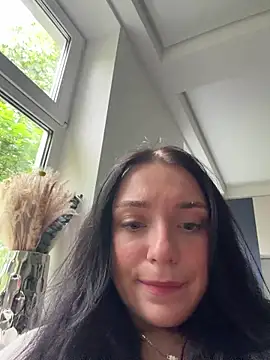 Lucyju1cy online show from June 12, 2026, 2:59 pm