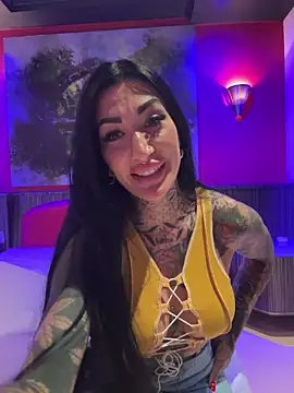 mireiavegaa online show from June 11, 2026, 6:38 pm