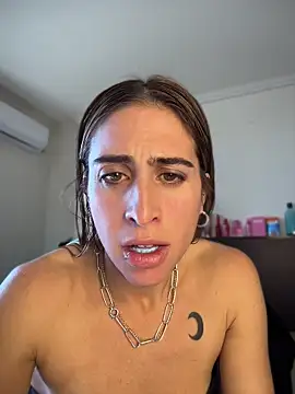 NicoleWilder online show from July 14, 2026, 2:23 pm