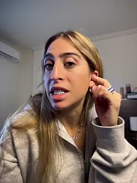 NicoleWilder online show from July 2, 2026, 3:51 pm